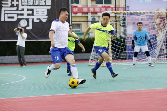 罗马诺：费兰·托雷斯不回归巴萨 巴黎欧超杯后敲定转会事宜